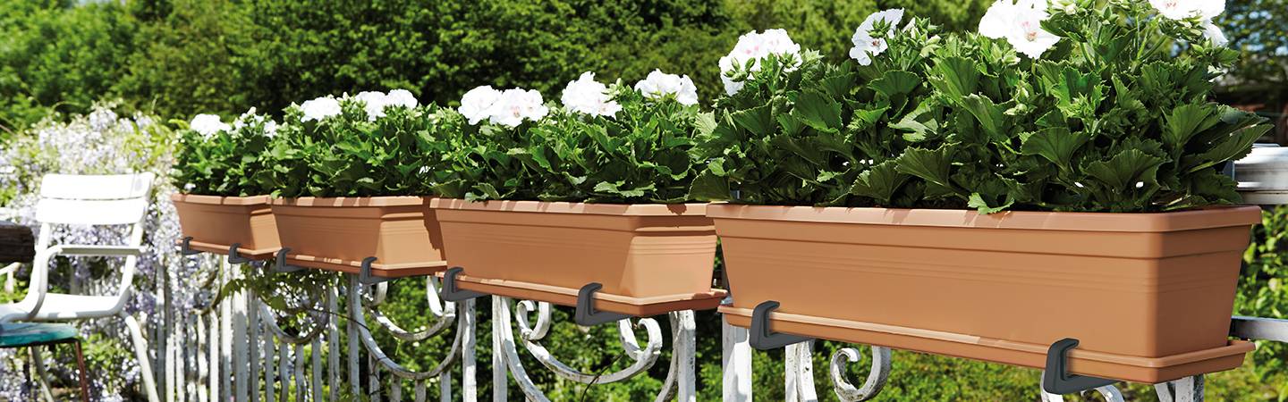 green basics balconnière soucoupe 40cm terre cuite doux